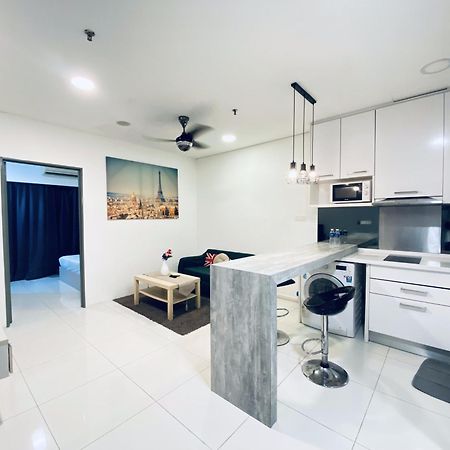 Mercu Summer Suites Klcc By Grihoz Куала-Лумпур Экстерьер фото