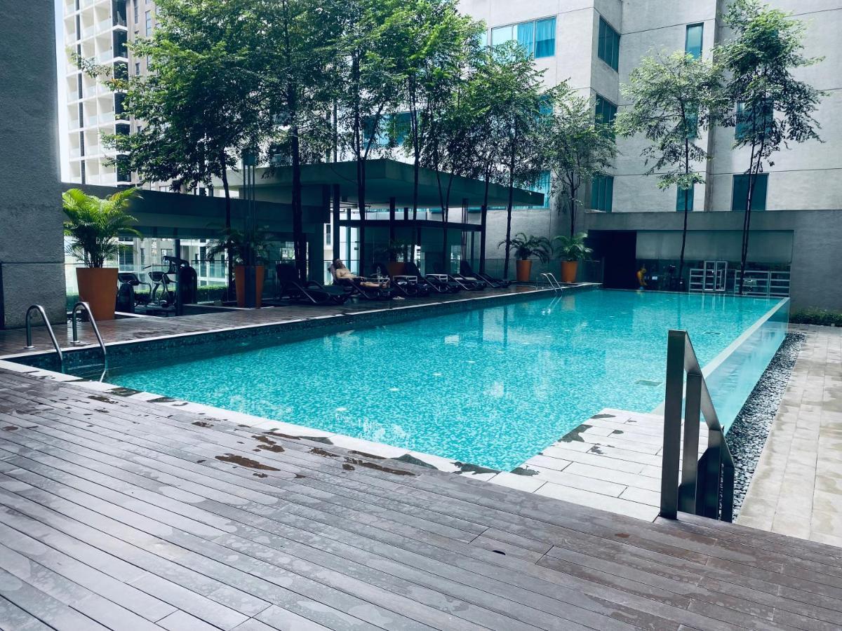 Mercu Summer Suites Klcc By Grihoz Куала-Лумпур Экстерьер фото